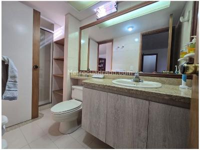 Apartamento de 5 alcobas en venta en Provenza, Medellín, 218 m² · foto 16 de 17