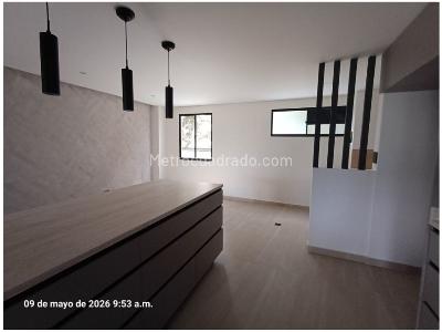 Apartamento de 4 alcobas en venta en Lalinde, Medellín, 154 m² · foto 3 de 14