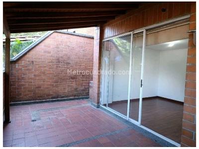 Apartamento en venta en Patio Bonito, Medellín · foto 2 de 15