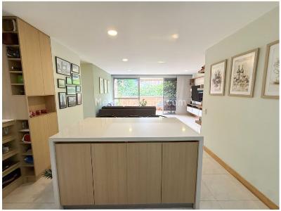 Apartamento de 3 alcobas en venta en Loma Del Escobero, Envigado, 134 m² · foto 7 de 20