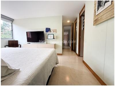 Apartamento de 3 alcobas en venta en Loma Del Escobero, Envigado, 134 m² · foto 11 de 20