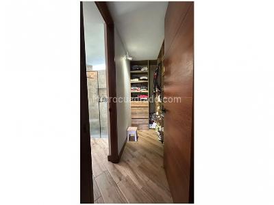 Casa de 3 alcobas en venta en Alto Del Escobero, Envigado, 360 m² · foto 15 de 20