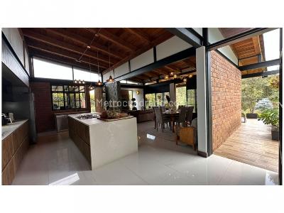 Casa de 3 alcobas en venta en Alto Del Escobero, Envigado, 360 m² · foto 20 de 20