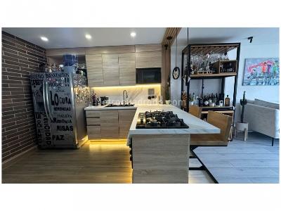 Apartamento de 2 alcobas en venta en Envigado, Envigado, 81 m² · foto 4 de 19