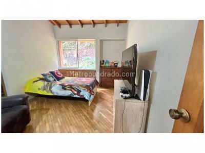 Casa de 4 alcobas en venta en San Lucas, Medellín, 373 m² · foto 17 de 20