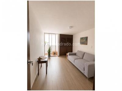Apartamento en venta en Laureles, Medellín · foto 3 de 20