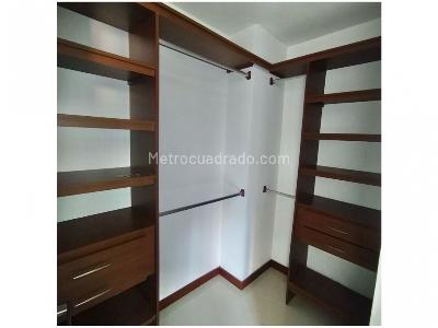 Apartamento en venta en Loma Del Chocho, Envigado · foto 17 de 18