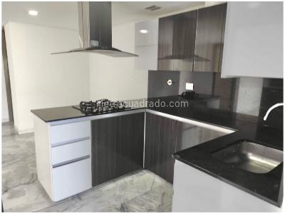 Apartamento de 3 alcobas en venta en Conquistadores, Medellín, 107 m² · foto 4 de 15