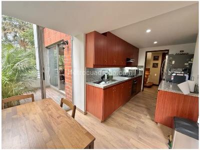 Apartamento de 3 alcobas en venta en Loma De Los Balsos, Medellín, 134 m² · foto 7 de 20