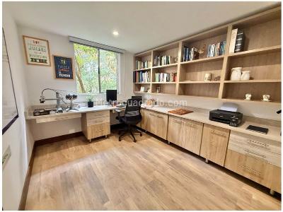 Apartamento de 3 alcobas en venta en Loma De Los Balsos, Medellín, 134 m² · foto 11 de 20