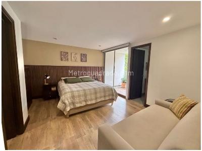 Apartamento de 3 alcobas en venta en Loma De Los Balsos, Medellín, 134 m² · foto 16 de 20