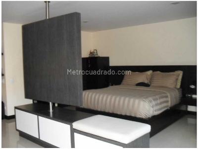 Apartaestudio en venta en El Poblado, Medellín, 60 m² · foto 9 de 20