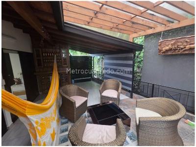 Casa de 4 alcobas en venta en Transversal Intermedia, Envigado, 270 m² · foto 14 de 20