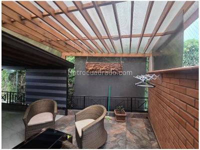 Casa de 4 alcobas en venta en Transversal Intermedia, Envigado, 270 m² · foto 20 de 20