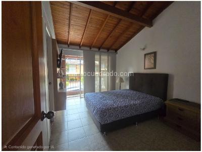 Casa de 3 alcobas en venta en La Cuenca, Envigado, 152 m² · foto 16 de 20