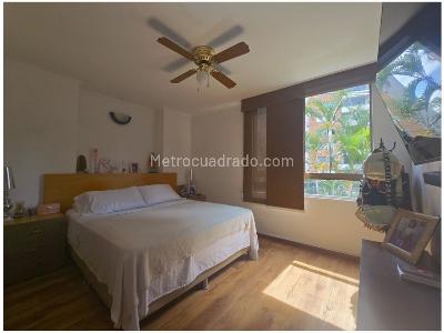 Apartamento en venta en Loma De Los Bernal, Medellín · foto 16 de 20