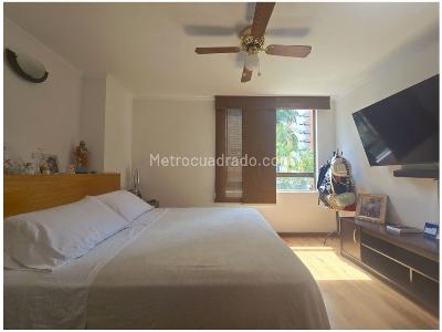 Apartamento en venta en Loma De Los Bernal, Medellín · foto 17 de 20