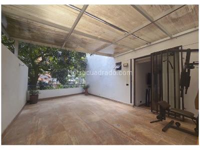 Apartamento en venta en Loma De Los Bernal, Medellín · foto 19 de 20