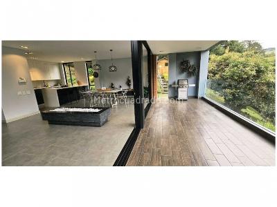Casa de 4 alcobas en venta en Alto De Las Palmas, Envigado, 400 m² · foto 13 de 20