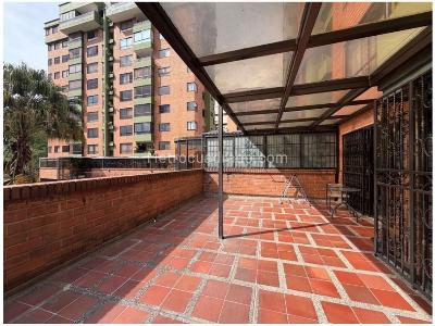 Apartamento en venta en Patio Bonito, Medellín · foto 2 de 20