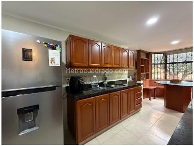 Apartamento en venta en Patio Bonito, Medellín · foto 8 de 20