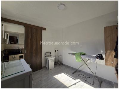 Casa de 3 alcobas en venta en Lorena, Medellín, 143 m² · foto 4 de 12
