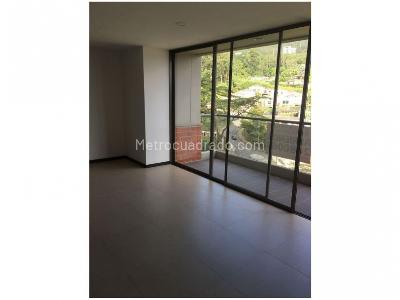 Apartamento de 2 alcobas en venta en Altos Del Poblado, Medellín, 86 m² · foto 5 de 14