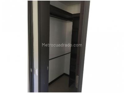 Apartamento de 2 alcobas en venta en Altos Del Poblado, Medellín, 86 m² · foto 10 de 14
