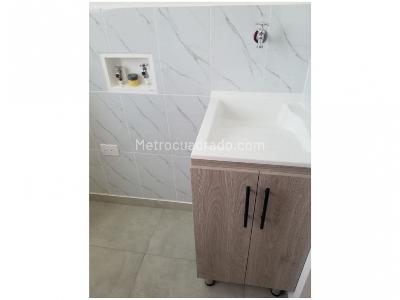 Apartamento de 3 alcobas en venta en Las Lomitas, Sabaneta, 80 m² · foto 3 de 12