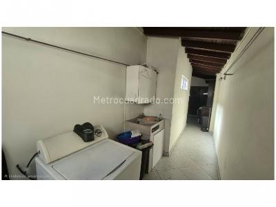 Casa de 5 alcobas en venta en Laureles, Medellín, 300 m² · foto 6 de 20