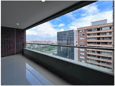 Apartamento de 3 alcobas en venta en Ciudad Del Rio, Medellín, 121 m² · foto 2 de 20