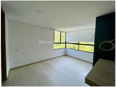 Apartamento de 2 alcobas en venta en Las Palmas Intercontinental, Medellín, 69 m² · foto 10 de 20