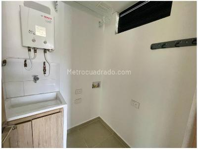 Apartamento de 2 alcobas en venta en Las Palmas Intercontinental, Medellín, 69 m² · foto 15 de 20