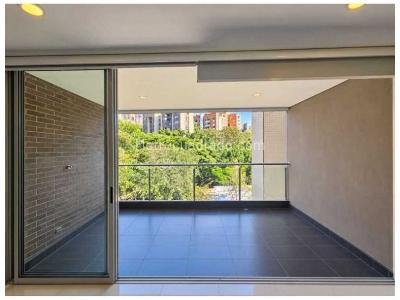 Apartamento de 3 alcobas en venta en Alto De Las Palmas, Medellín, 151 m² · foto 3 de 20