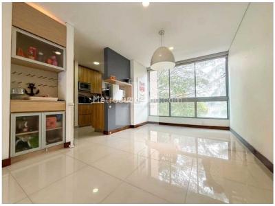 Apartamento de 3 alcobas en venta en Alto De Las Palmas, Medellín, 151 m² · foto 8 de 20