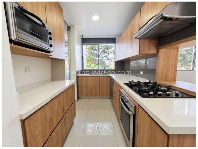 Apartamento de 3 alcobas en venta en Alto De Las Palmas, Medellín, 151 m² · foto 13 de 20