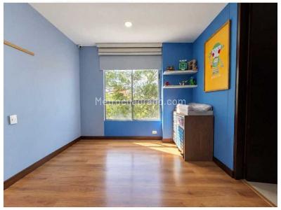 Apartamento de 3 alcobas en venta en Alto De Las Palmas, Medellín, 151 m² · foto 16 de 20