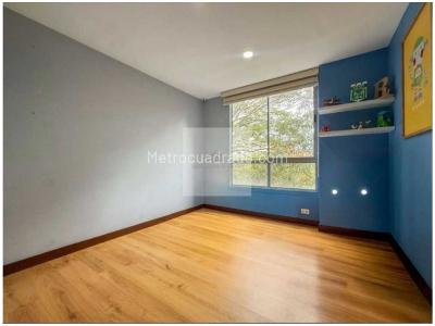 Apartamento de 3 alcobas en venta en Alto De Las Palmas, Medellín, 151 m² · foto 18 de 20