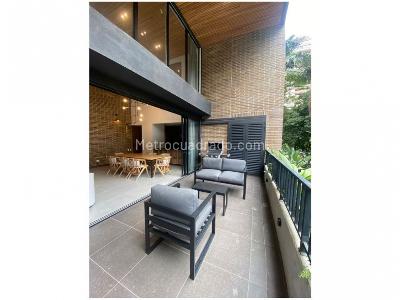 Apartamento de 3 alcobas en venta en Milla De Oro, Medellín, 145 m² · foto 9 de 13