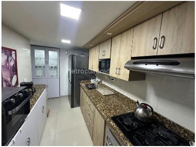 Apartamento de 3 alcobas en venta en El Poblado, Medellín, 110 m² · foto 11 de 20