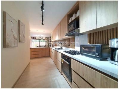 Casa de 4 alcobas en venta en El Poblado, Medellín, 250 m² · foto 10 de 20