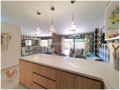 Casa de 4 alcobas en venta en El Poblado, Medellín, 250 m² · foto 11 de 20