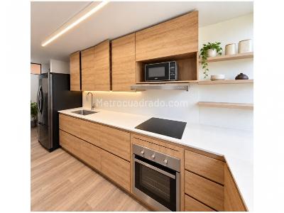 Apartamento de 3 alcobas en venta en Loma Del Encierro, Medellín, 134 m² · foto 10 de 20