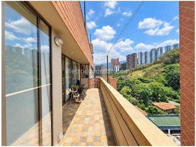 Apartamento de 3 alcobas en venta en Loma Del Encierro, Medellín, 134 m² · foto 12 de 20