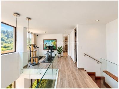 Apartamento de 3 alcobas en venta en Loma Del Encierro, Medellín, 134 m² · foto 20 de 20