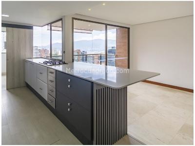 Apartamento de 3 alcobas en venta en La Calera, Medellín, 243 m² · foto 6 de 14