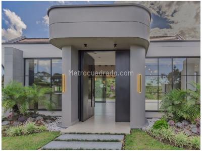 Casa de 3 alcobas en venta en Llanogrande, Rionegro, 463 m² · foto 3 de 20