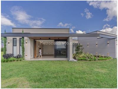 Casa de 3 alcobas en venta en Llanogrande, Rionegro, 463 m² · foto 4 de 20