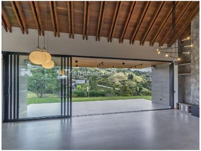 Casa de 3 alcobas en venta en Llanogrande, Rionegro, 463 m² · foto 12 de 20