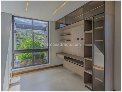 Casa de 3 alcobas en venta en Llanogrande, Rionegro, 463 m² · foto 18 de 20